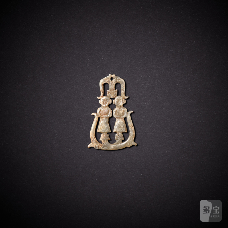 A pale celadon jade 'dragon and human' pendant, Eastern Zhou dynasty, Warring States period | 東周戰國 青白玉人龍紋珮